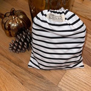 Women's nursing/carseat  cover